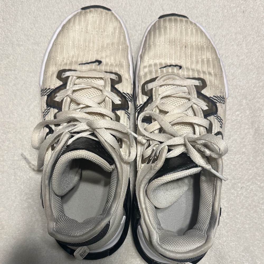 Nike Athletic Shoes in White and Black
